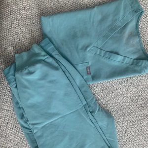 FIGS Seaglass Scrubs Set